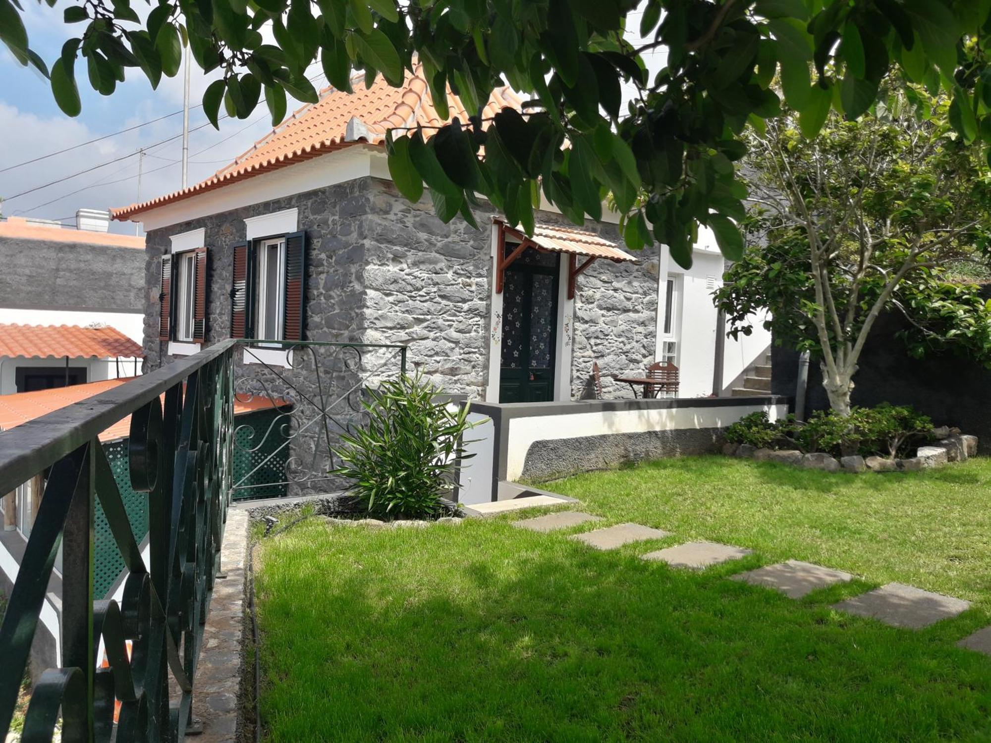Готель Casa Velha D Fernando E Casa Avo Augusta Рібейра-Брава Екстер'єр фото